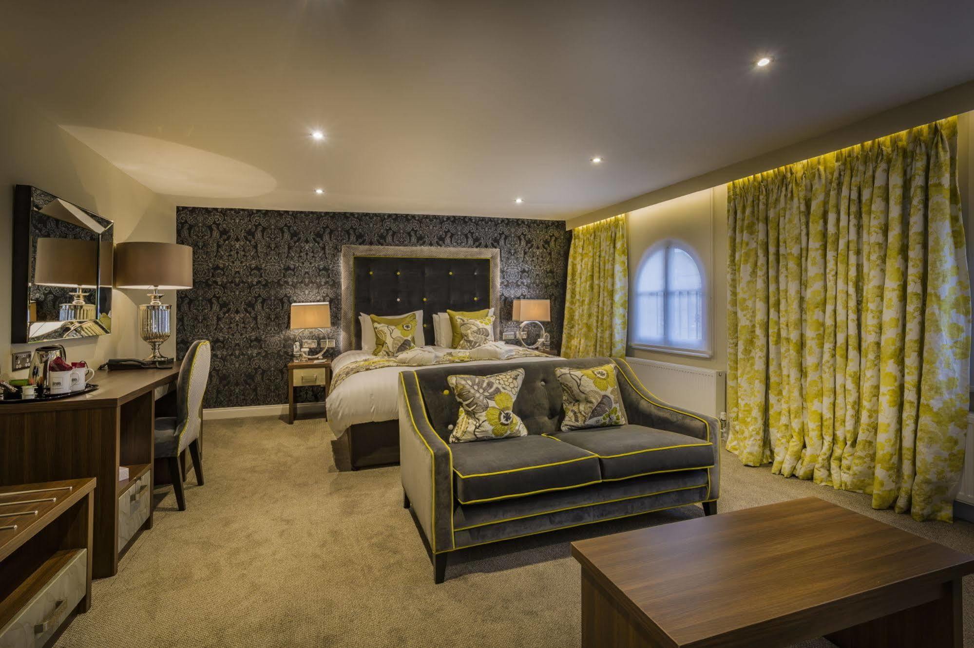The Golden Lion Hotel, St Ives, Cambridgeshire St Ives  Extérieur photo