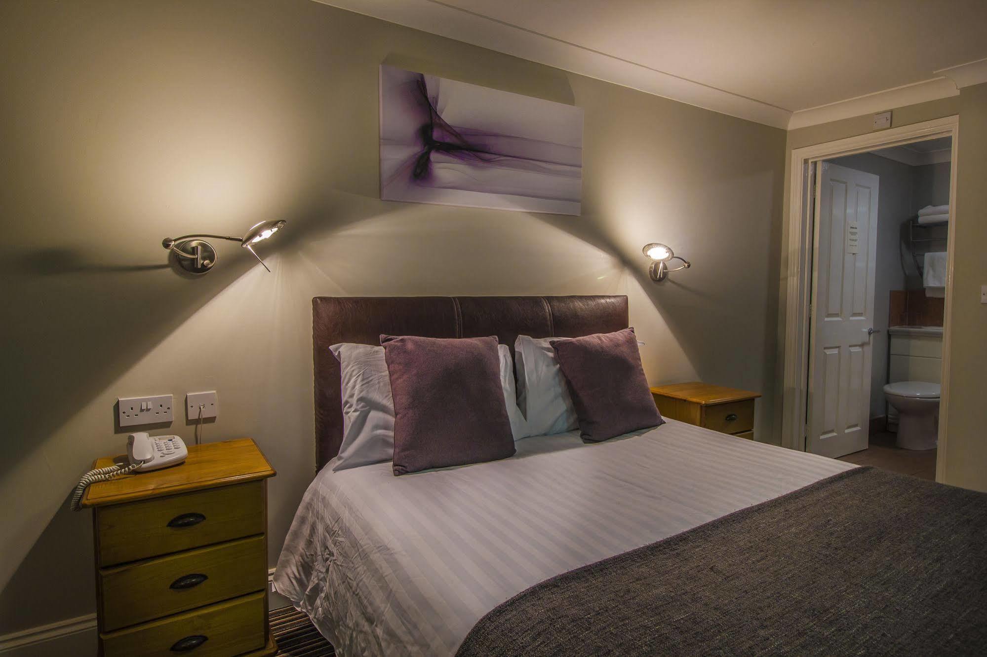 The Golden Lion Hotel, St Ives, Cambridgeshire St Ives  Extérieur photo