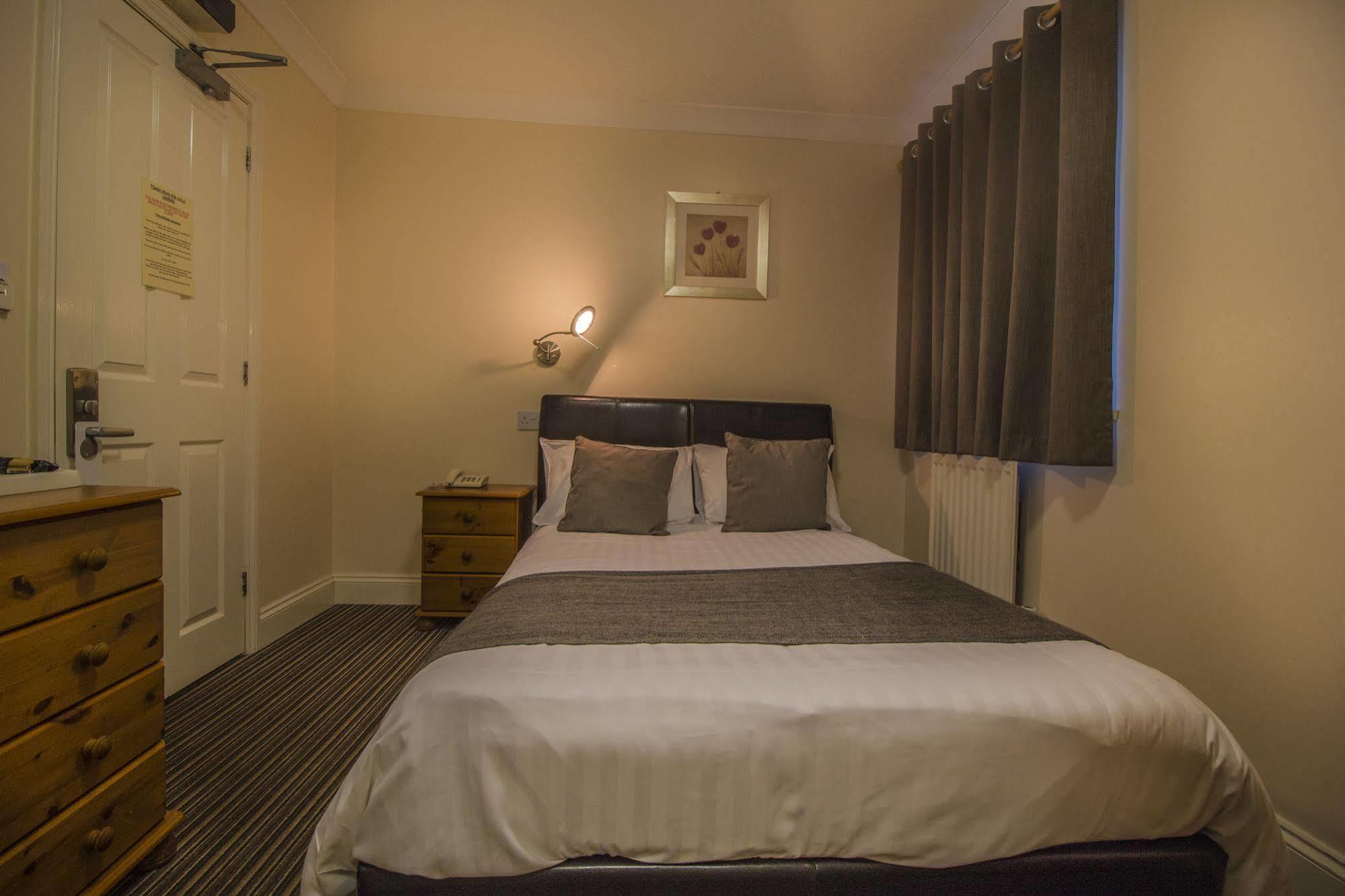 The Golden Lion Hotel, St Ives, Cambridgeshire St Ives  Extérieur photo