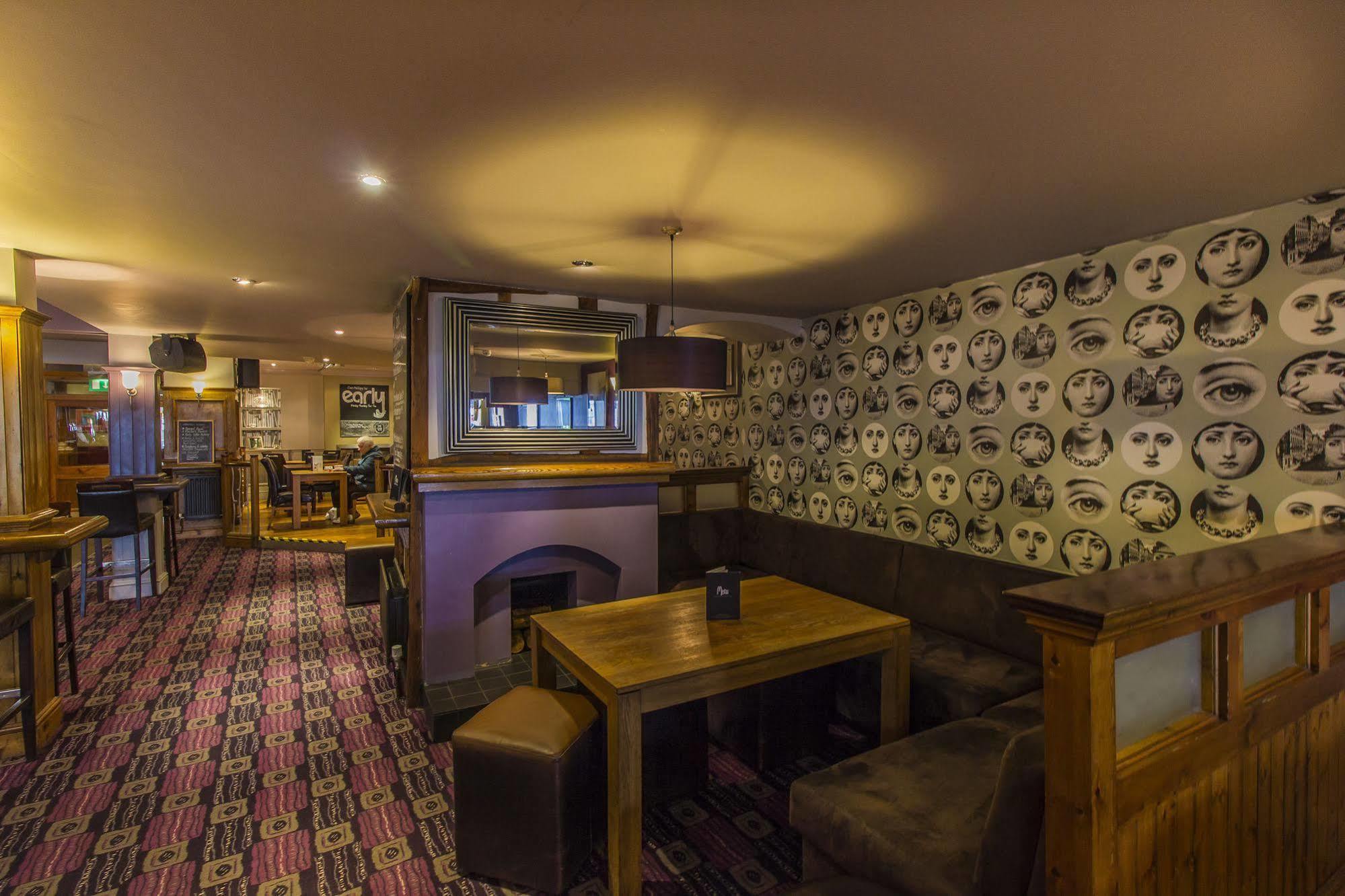 The Golden Lion Hotel, St Ives, Cambridgeshire St Ives  Extérieur photo